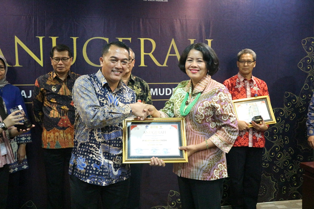 KAI Raih Penghargaan Pada Anugerah Manajemen Informasi Arus Mudik 2019
